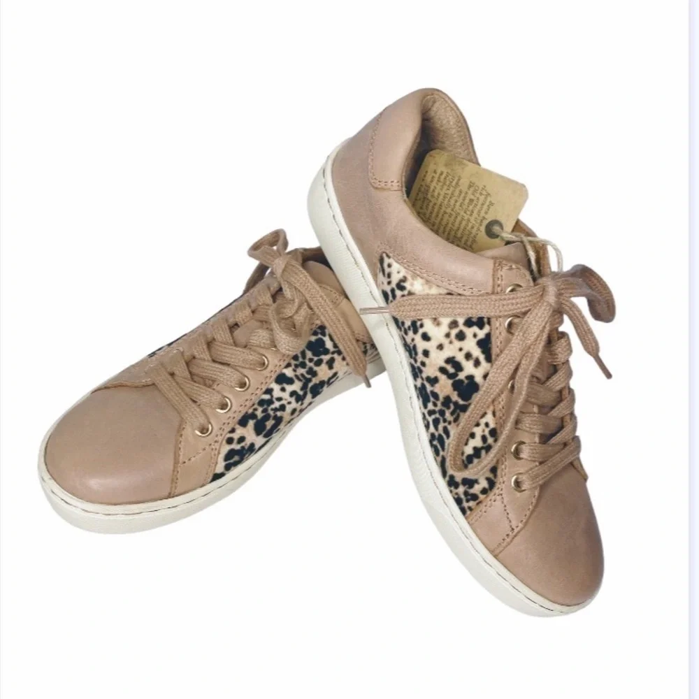 Born Women's Sur Leather Lace Up Sneakers Pink Tan Animal Print New Size 6.5